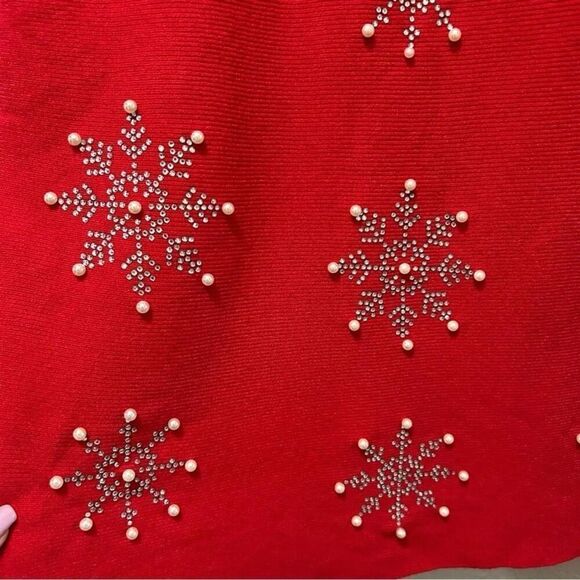 Liv Milano Red Holiday Embellished Sweater Rhinestone Pearl Snowflakes Sz S NWT - Picture 4 of 11